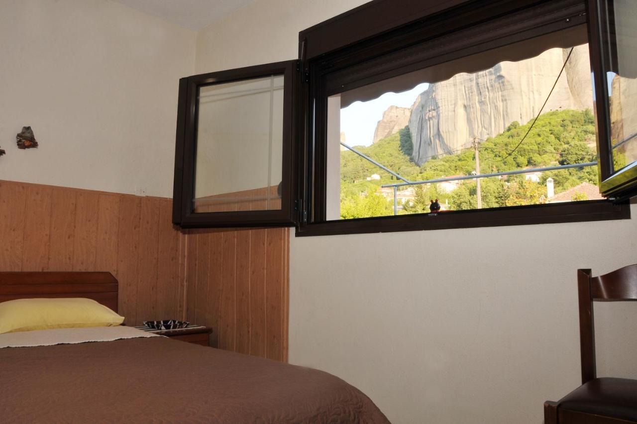 Guesthouse Bloutsos Rooms 卡斯特拉基翁 外观 照片