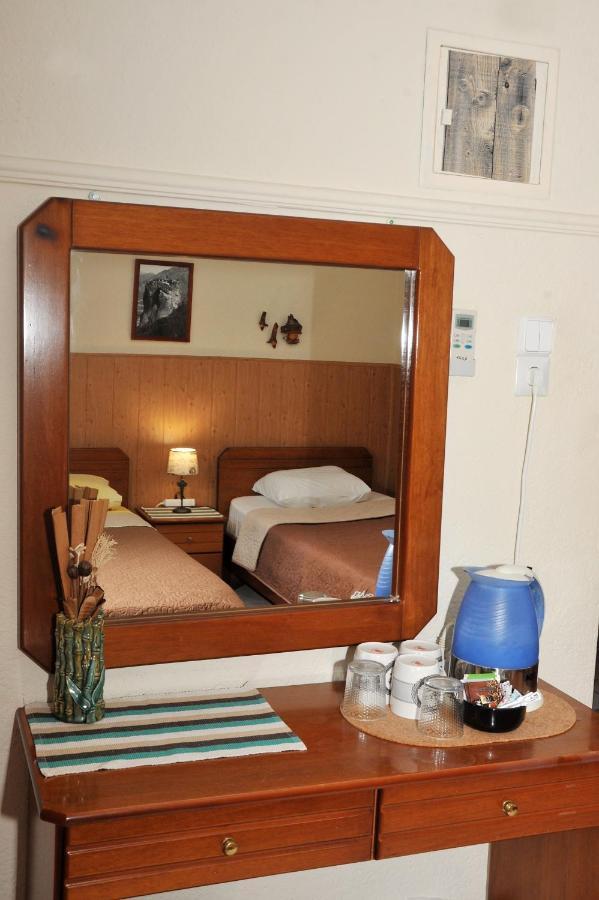 Guesthouse Bloutsos Rooms 卡斯特拉基翁 外观 照片